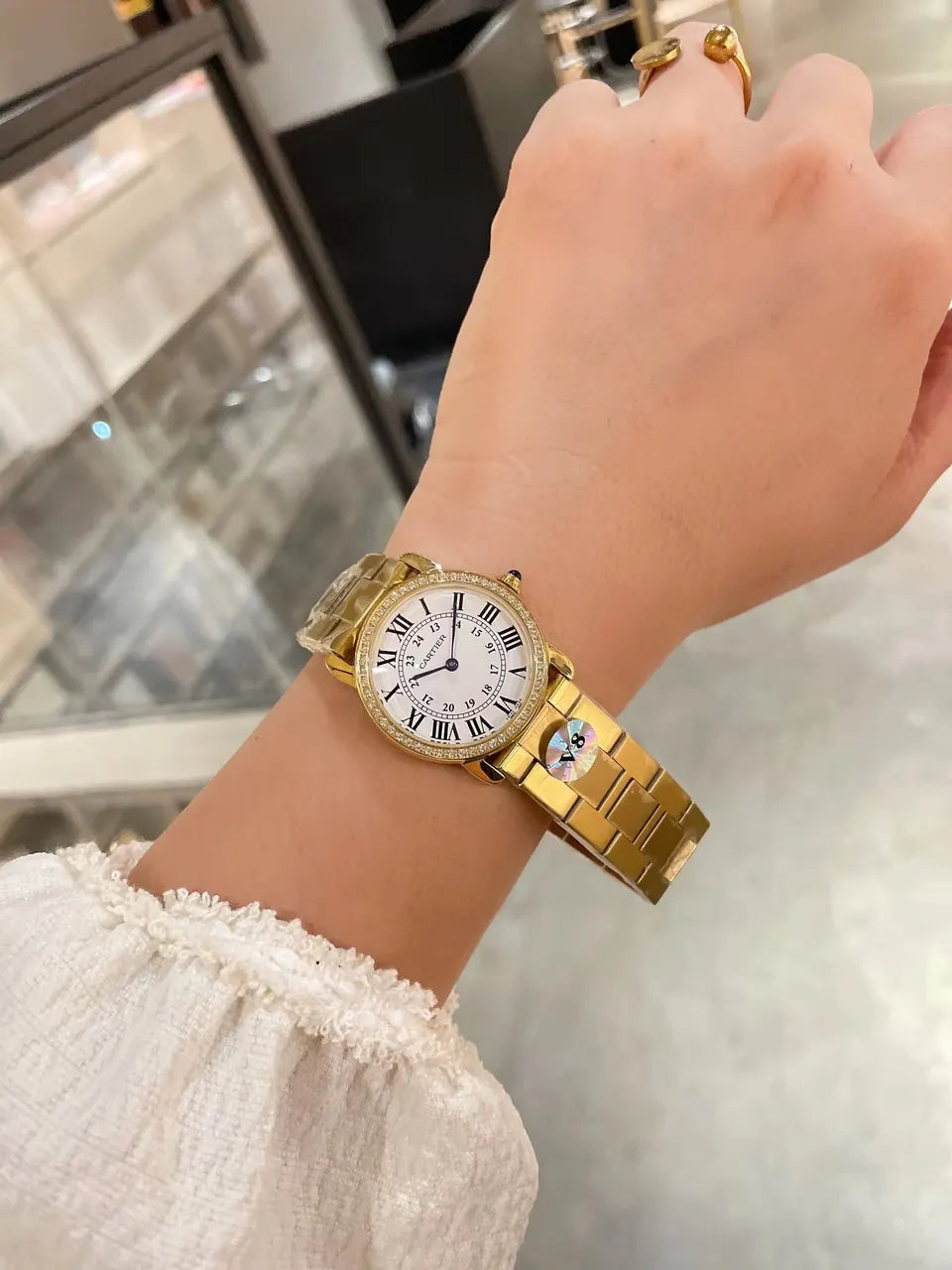 Cartier Gold Diamond Ladies Watch - Hình 5
