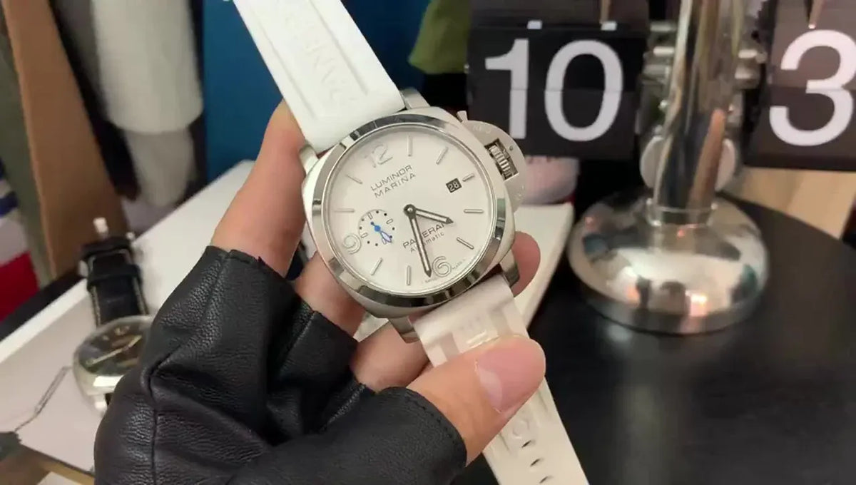 rubber Panerai Luminor Marina White Dial