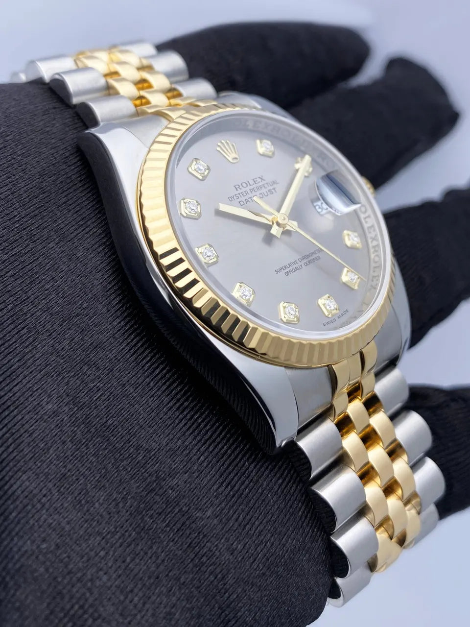 Rolex Grey Diamond Datejust - Hình 3