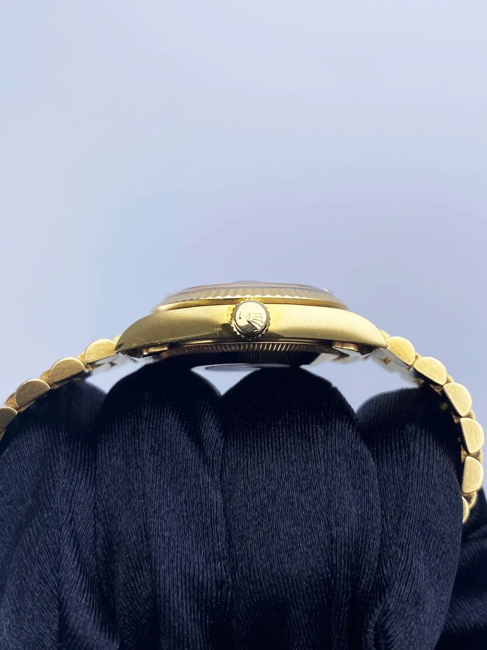 Rolex Gold Blue Diamond Datejust - Hình 5