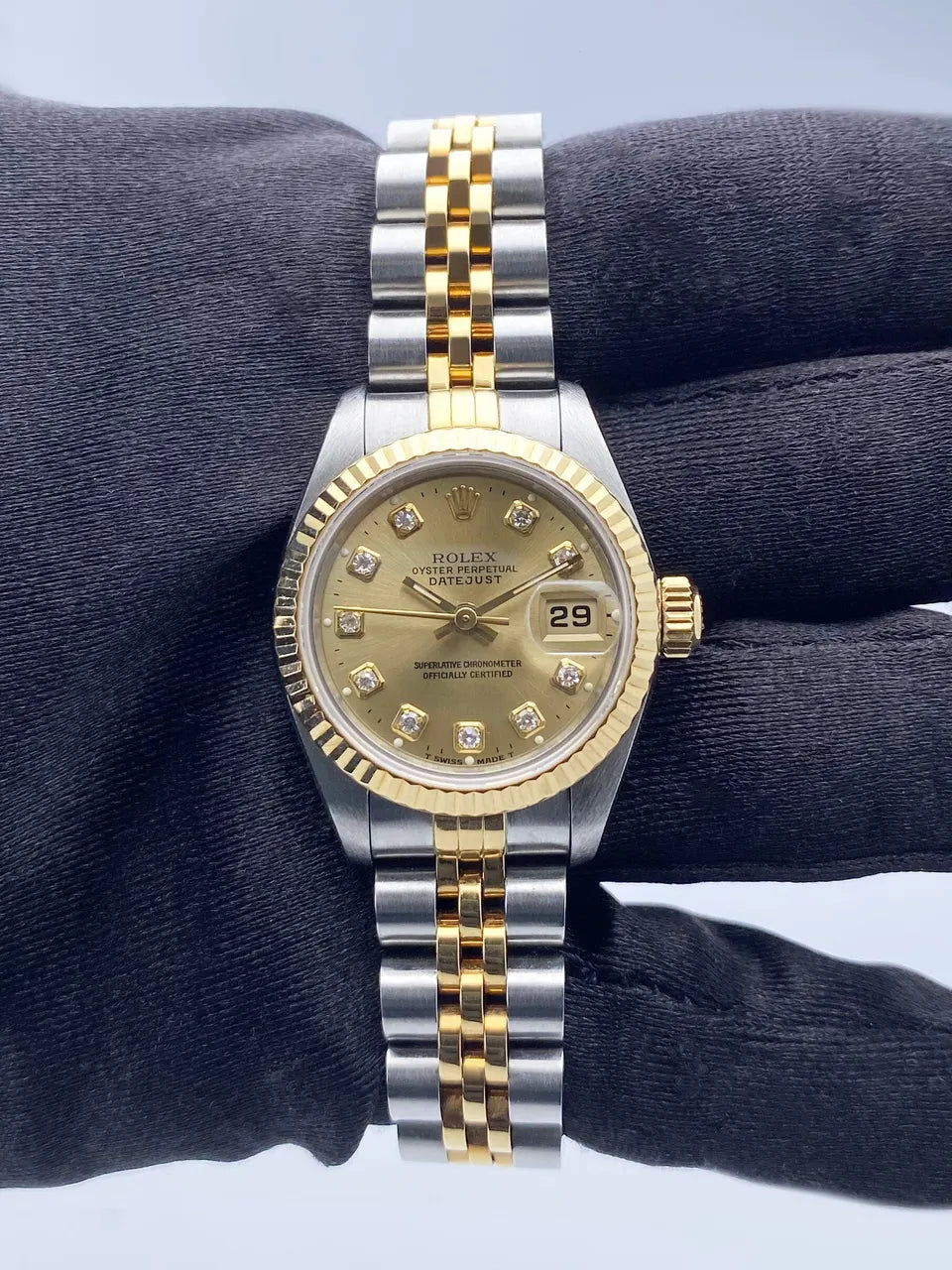 Rolex Gold Diamond Dial Ladies - Hình 3