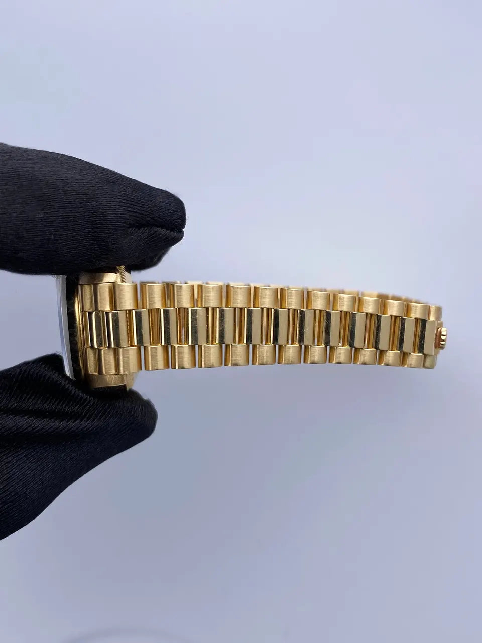 Rolex Gold Blue Diamond Dial - Hình 9