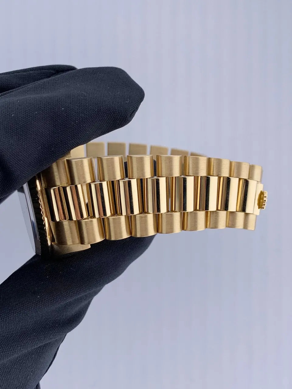 Rolex Gold Champagne Day-Date dial - Hình 8