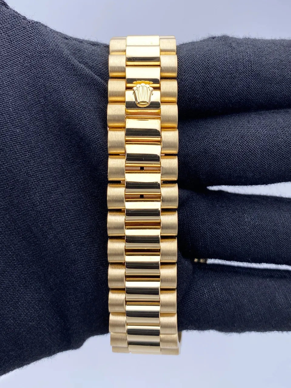 Rolex Day-Date Gold Fluted Dial - Hình 7