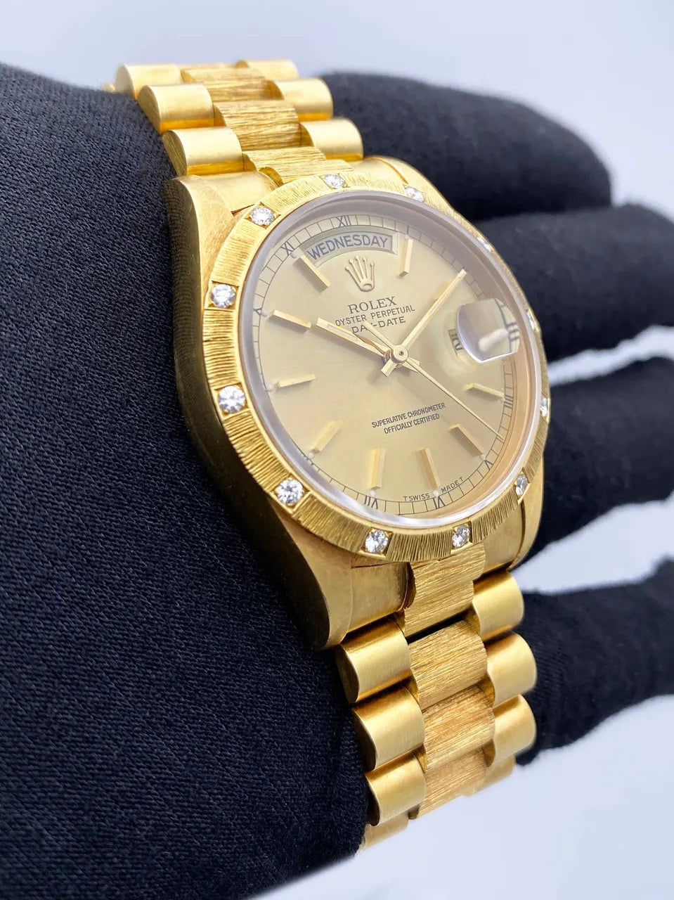Rolex Gold Diamond Day-Date bezel - Hình 3