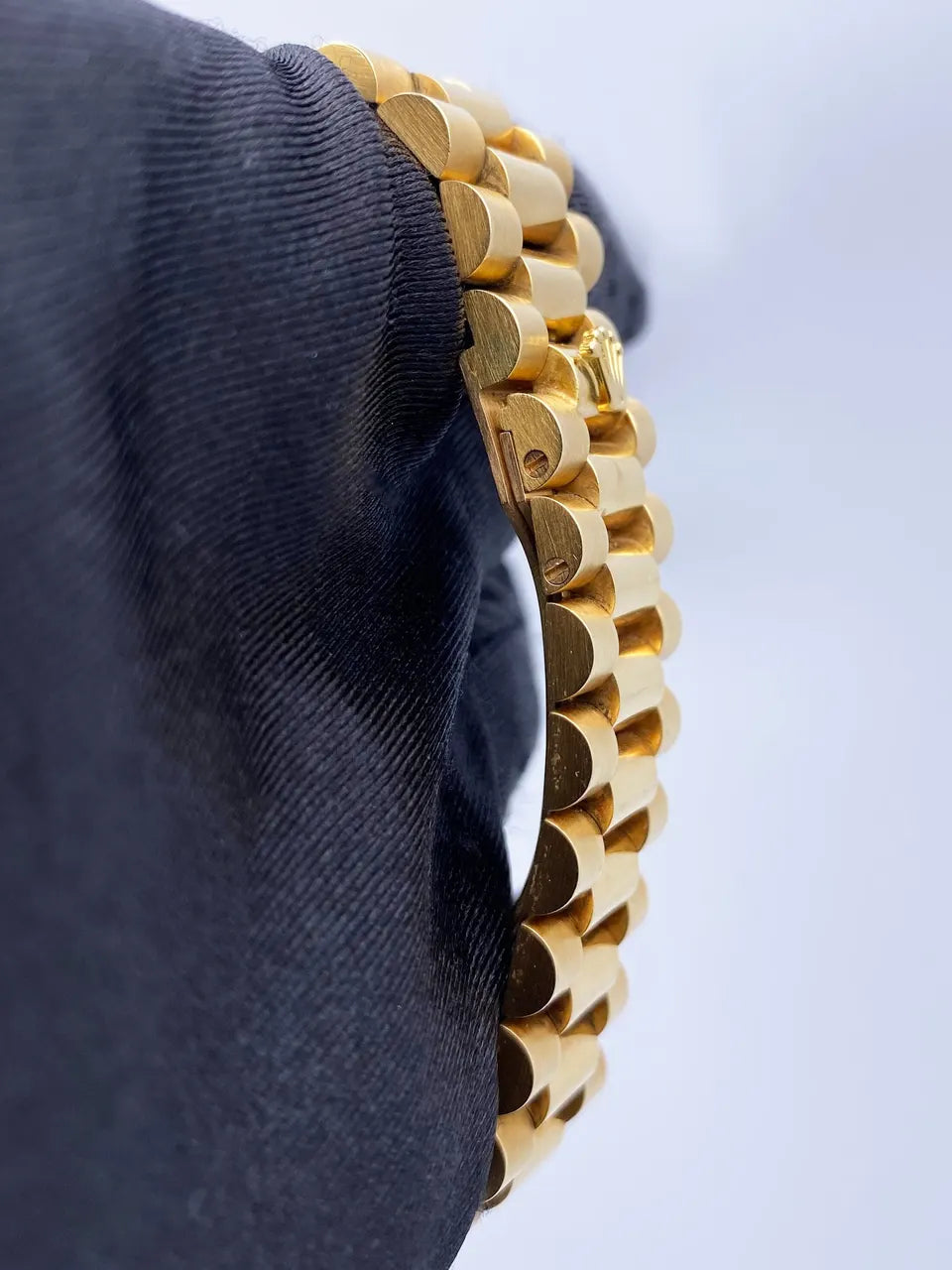 Rolex Gold Black Wood - Hình 7