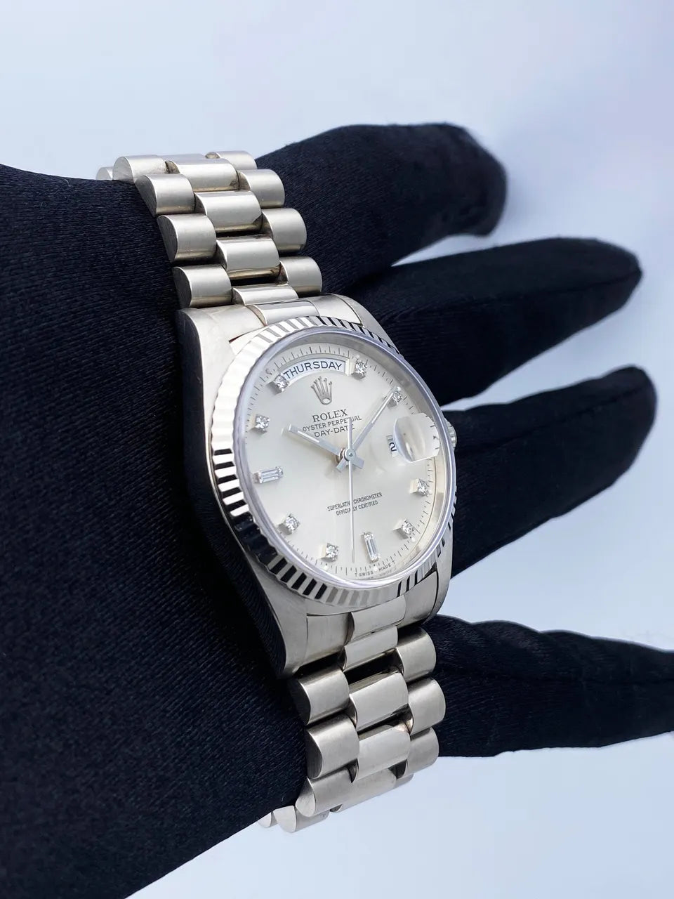 Rolex Platinum Diamond Day-Date - Hình 2
