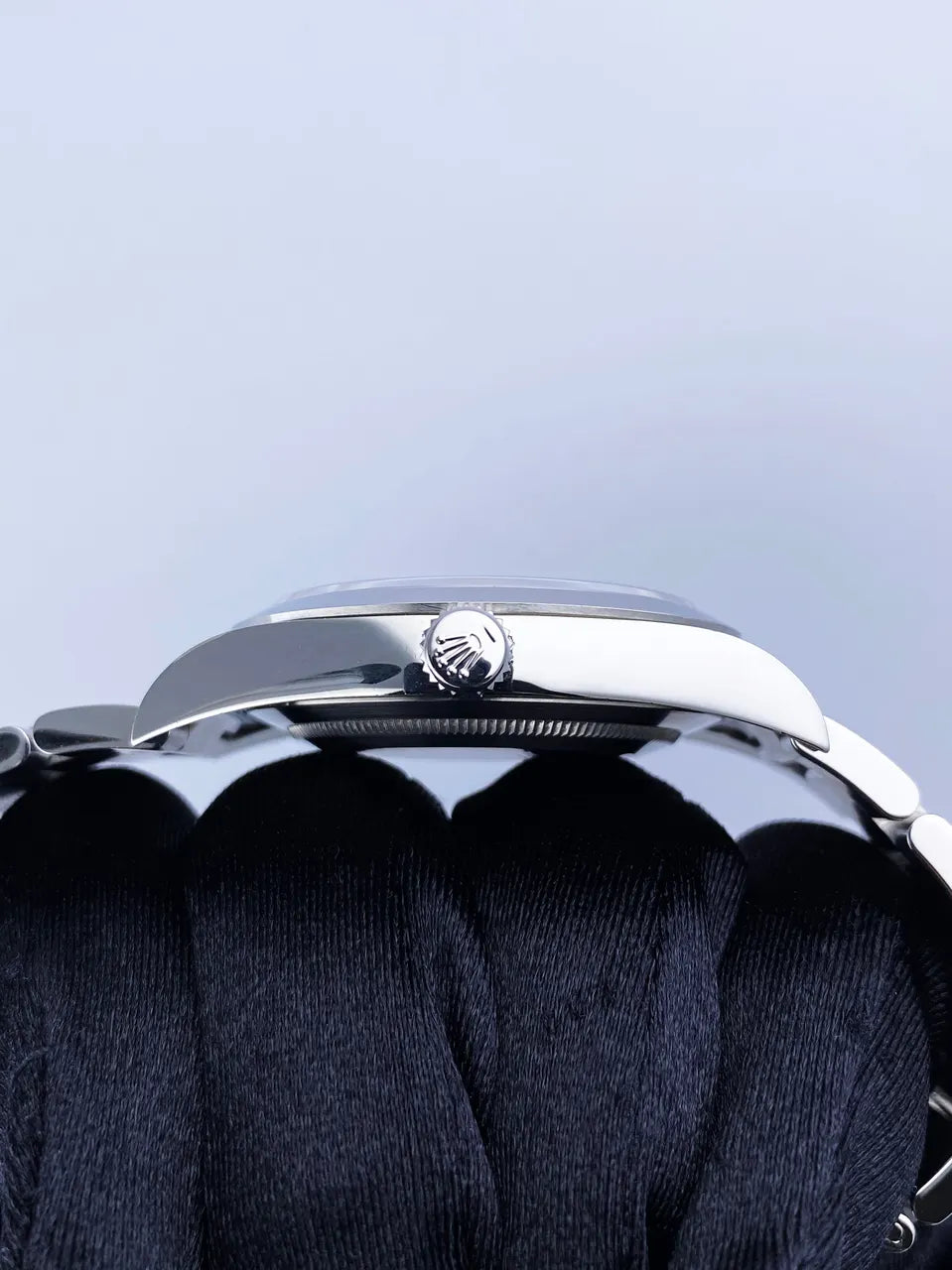 Rolex Explorer Black Dial watch - Hình 5