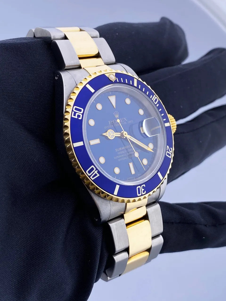 Rolex Submariner Blue Two-Tone - Hình 4